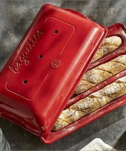 Emile Henry Baguette-Backform In Grand Cru 15 Emile Henry Baguette-Backform In Grand Cru -Emil-Henry-Laden EH 5506 Amb Moule 3Baguettes Baker 3Baguettes top H2