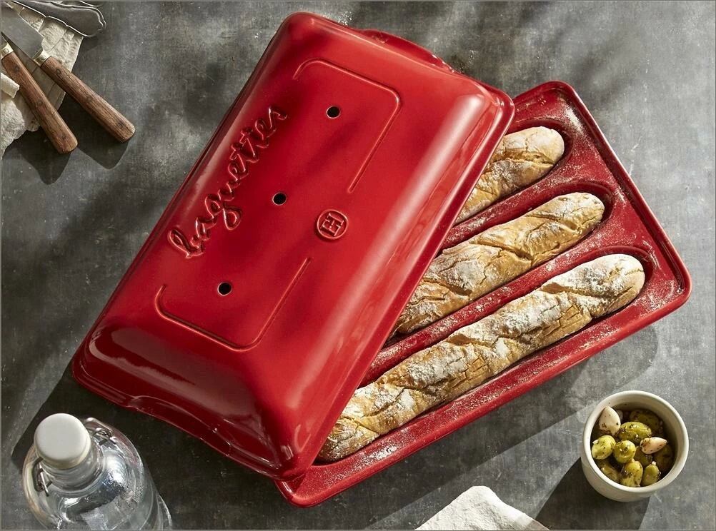 Emile Henry Baguette-Backform In Grand Cru 8 Emile Henry Baguette-Backform In Grand Cru - Image 8