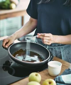 Emile Henry Tarte Tatin-Set Delight In Ardoise -Emil-Henry-Laden EH 6699 Life SetTatin Delight SugarCaramel V