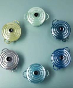 Le Creuset Mini Cocotte In Karibik Metallic 5 Le Creuset Mini Cocotte In Karibik Metallic -Emil-Henry-Laden Metallics LS03 1