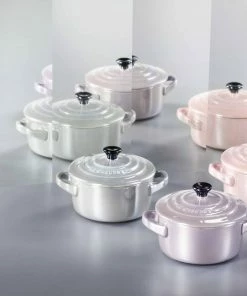 Le Creuset Mini Cocotte In Chiffon Pink Metallic -Emil-Henry-Laden Metallics LS08 1